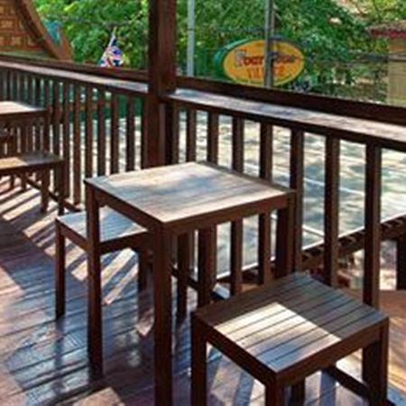 A And A Guesthouse Bangkok Exterior photo