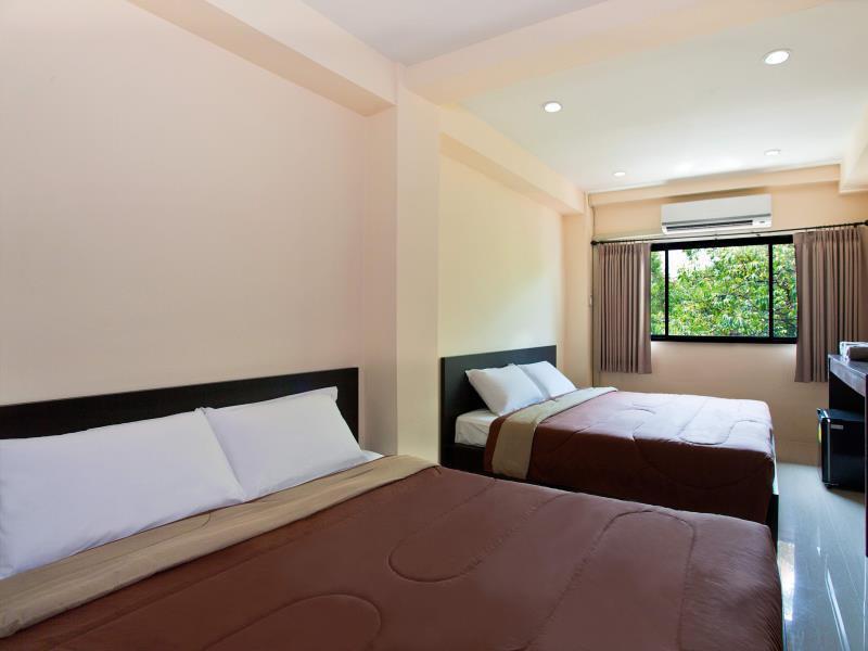 A And A Guesthouse Bangkok Exterior photo